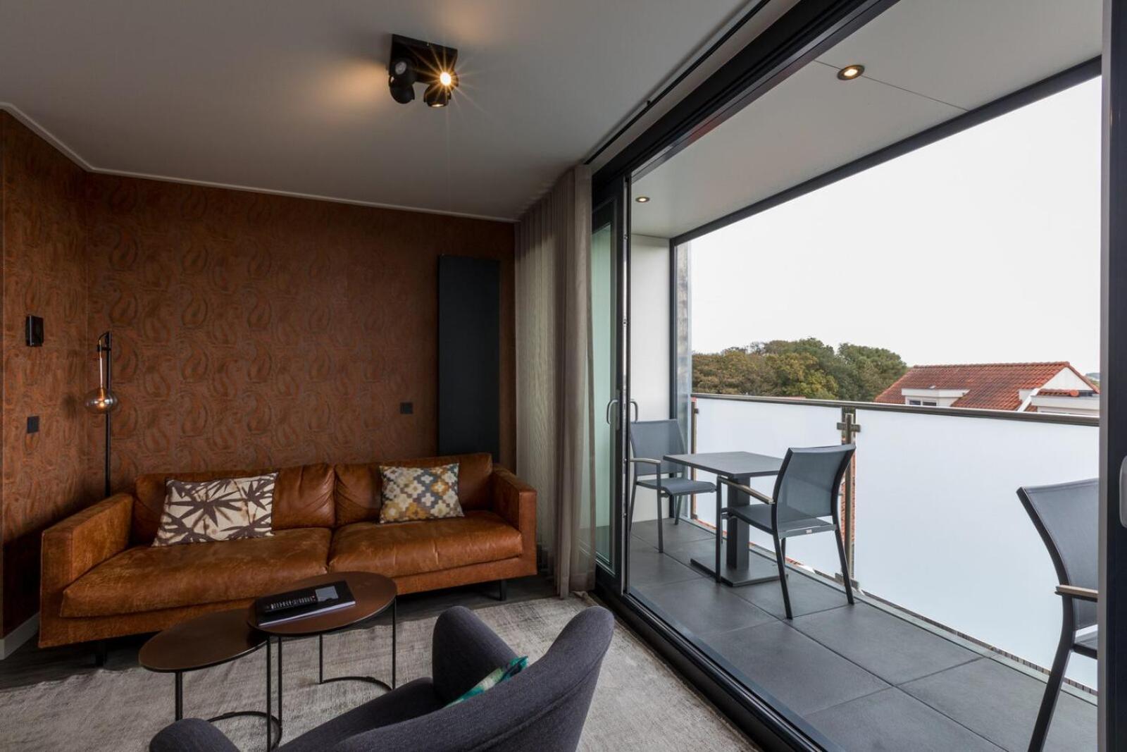Luxe Appartement - Ooststraat 18B | 돔브르흐 외부 사진