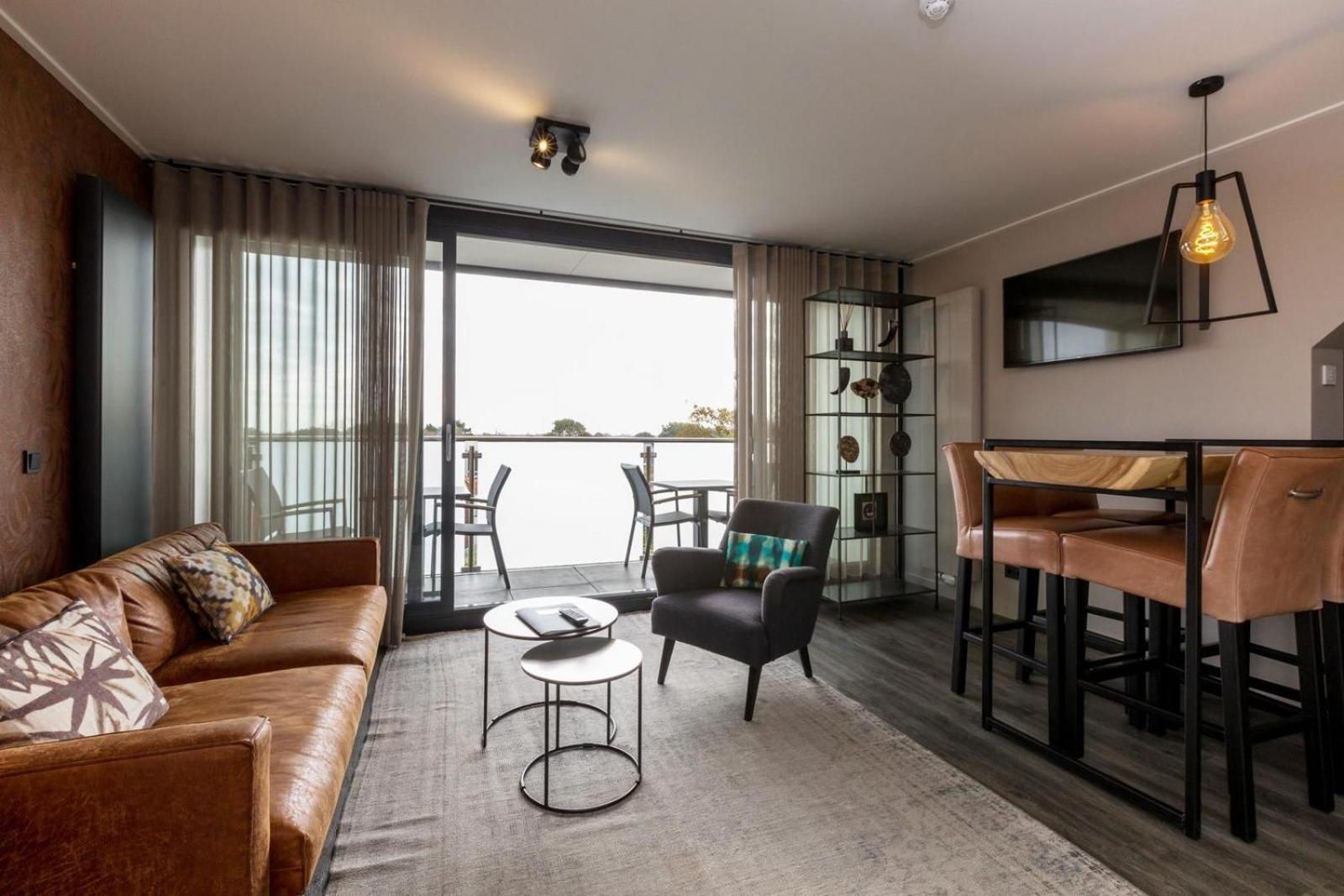 Luxe Appartement - Ooststraat 18B | 돔브르흐 외부 사진